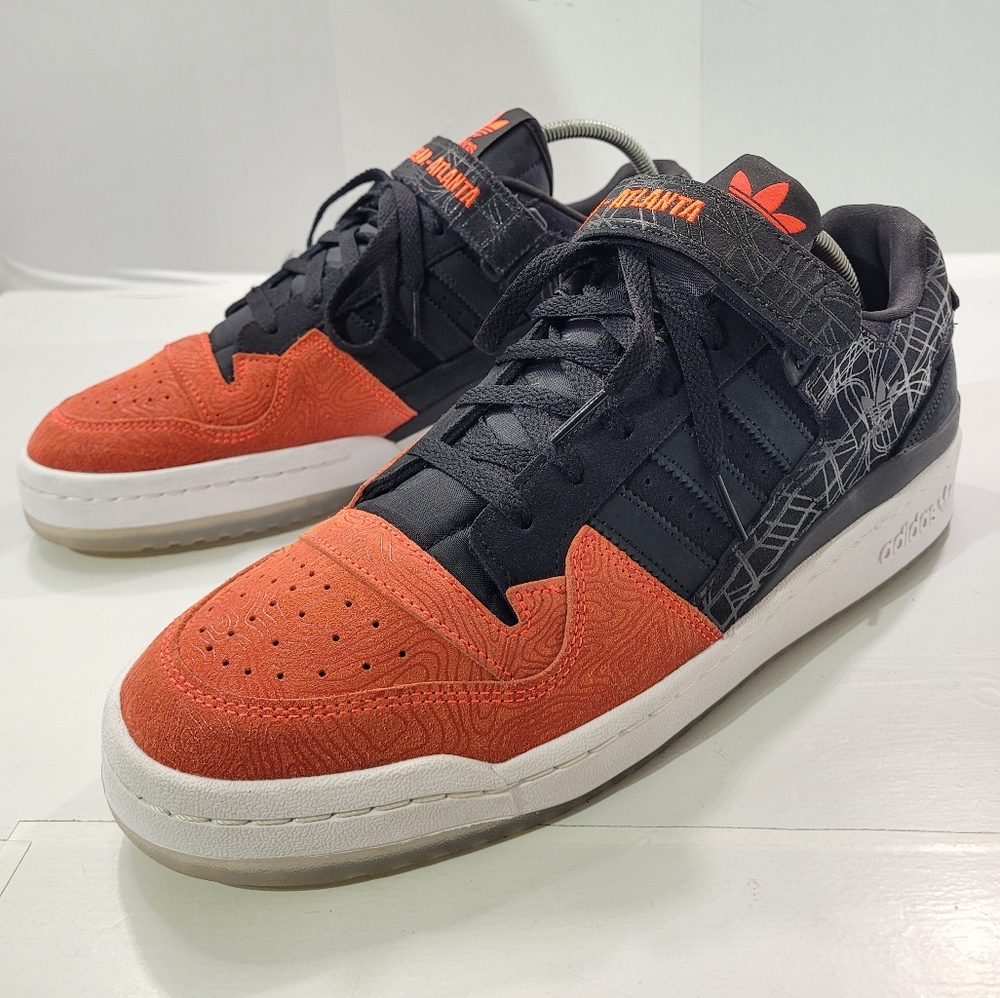 ADIDAS FORUM LOW ATLANTA SNEAKERS MEN'S SIZE 13 CORE BLACK VIVID RED GZ… - Picture 2 of 16